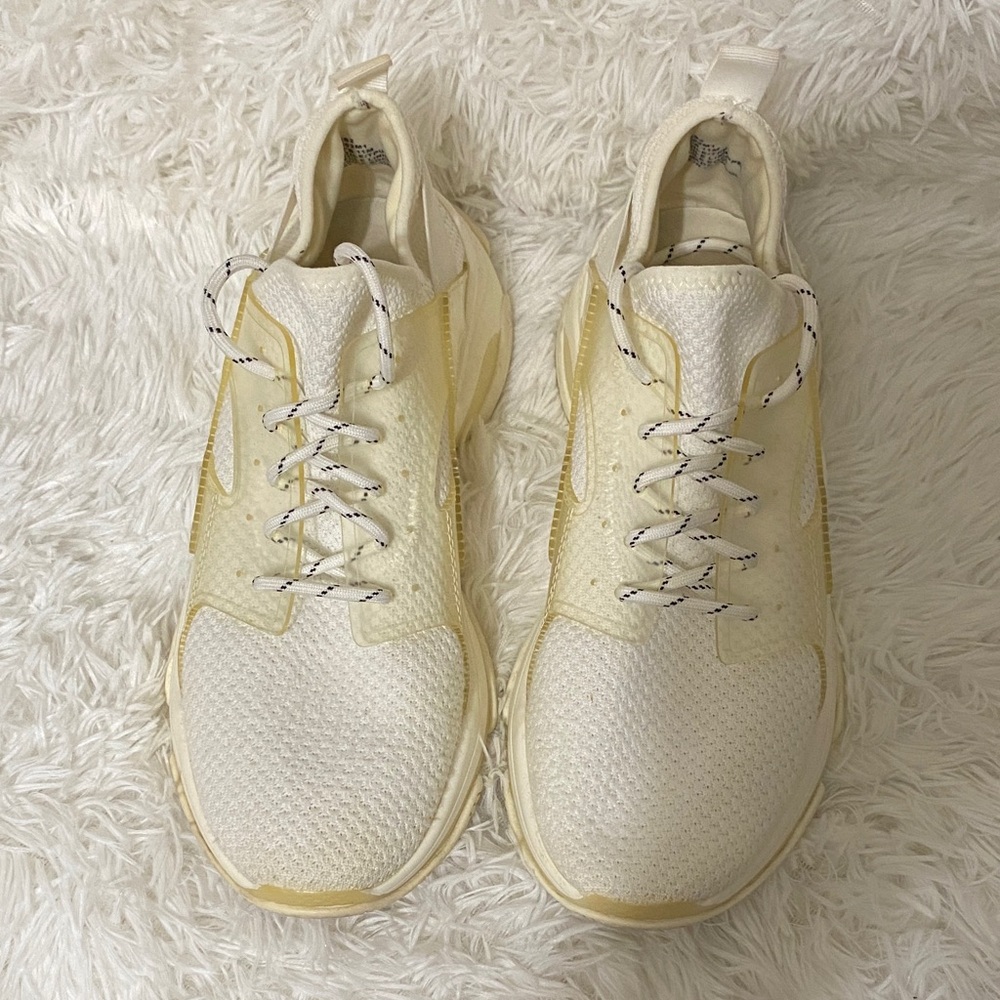 Steve Madden White Lace-Up Sneakers